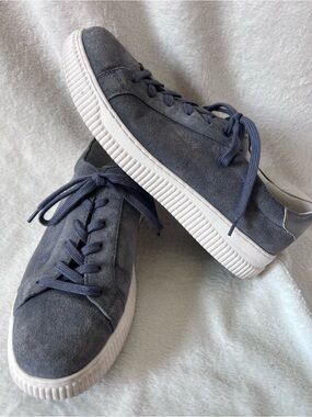 Sofft Frazier II Gray Suede Lace-Up Sneakers